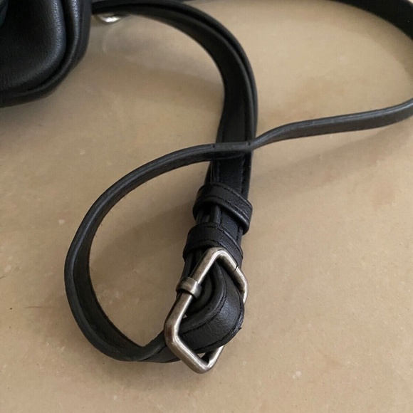 Pepe Jeans London Unisex Dark Navy Crossbody Shoulder Bag Adjustable Strap - Picture 10 of 10